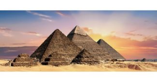 كم عدد الاهرامات في مصر