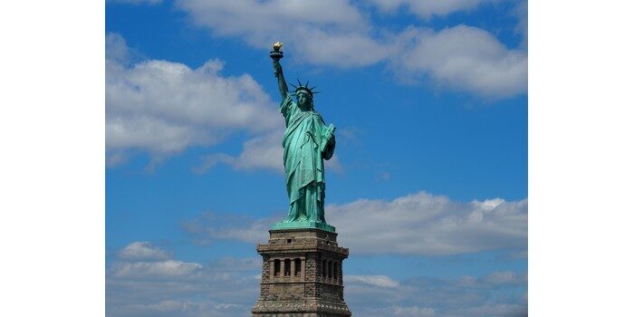 في أي ولاية أمريكية يوجد تمثال الحرية